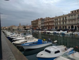 Along the canal in Sete